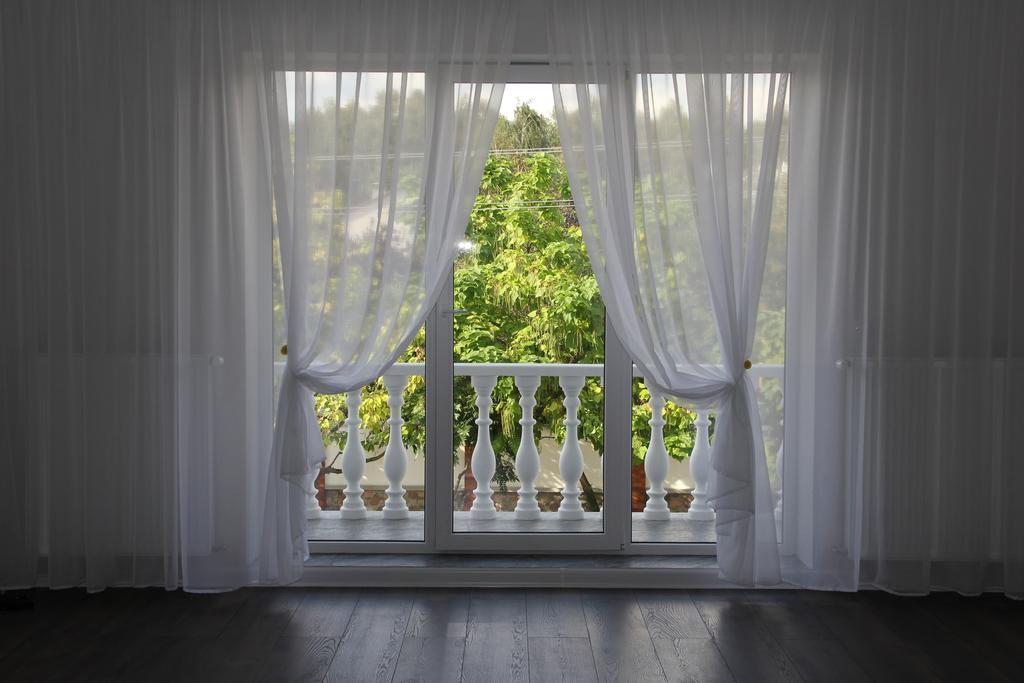 Lebediny Guest House Brest Ngoại thất bức ảnh