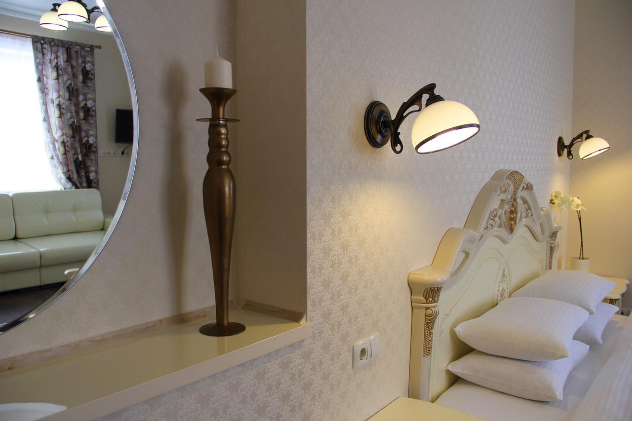 Lebediny Guest House Brest Ngoại thất bức ảnh