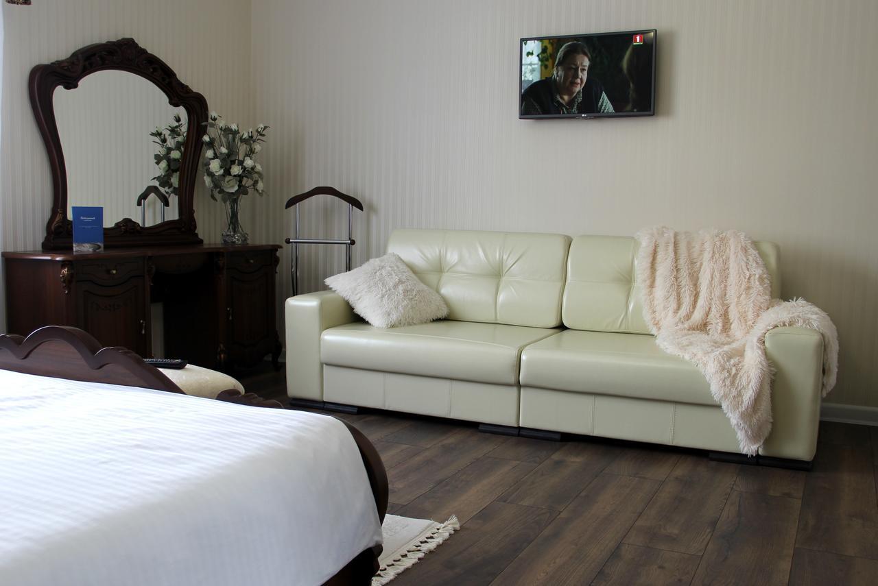 Lebediny Guest House Brest Ngoại thất bức ảnh