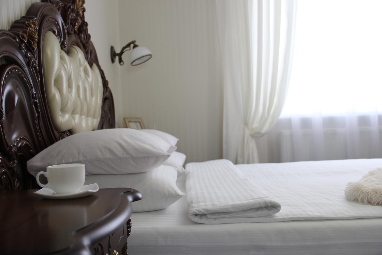 Lebediny Guest House Brest Ngoại thất bức ảnh