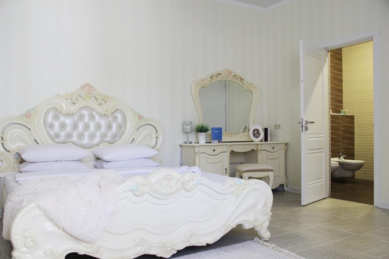 Lebediny Guest House Brest Ngoại thất bức ảnh