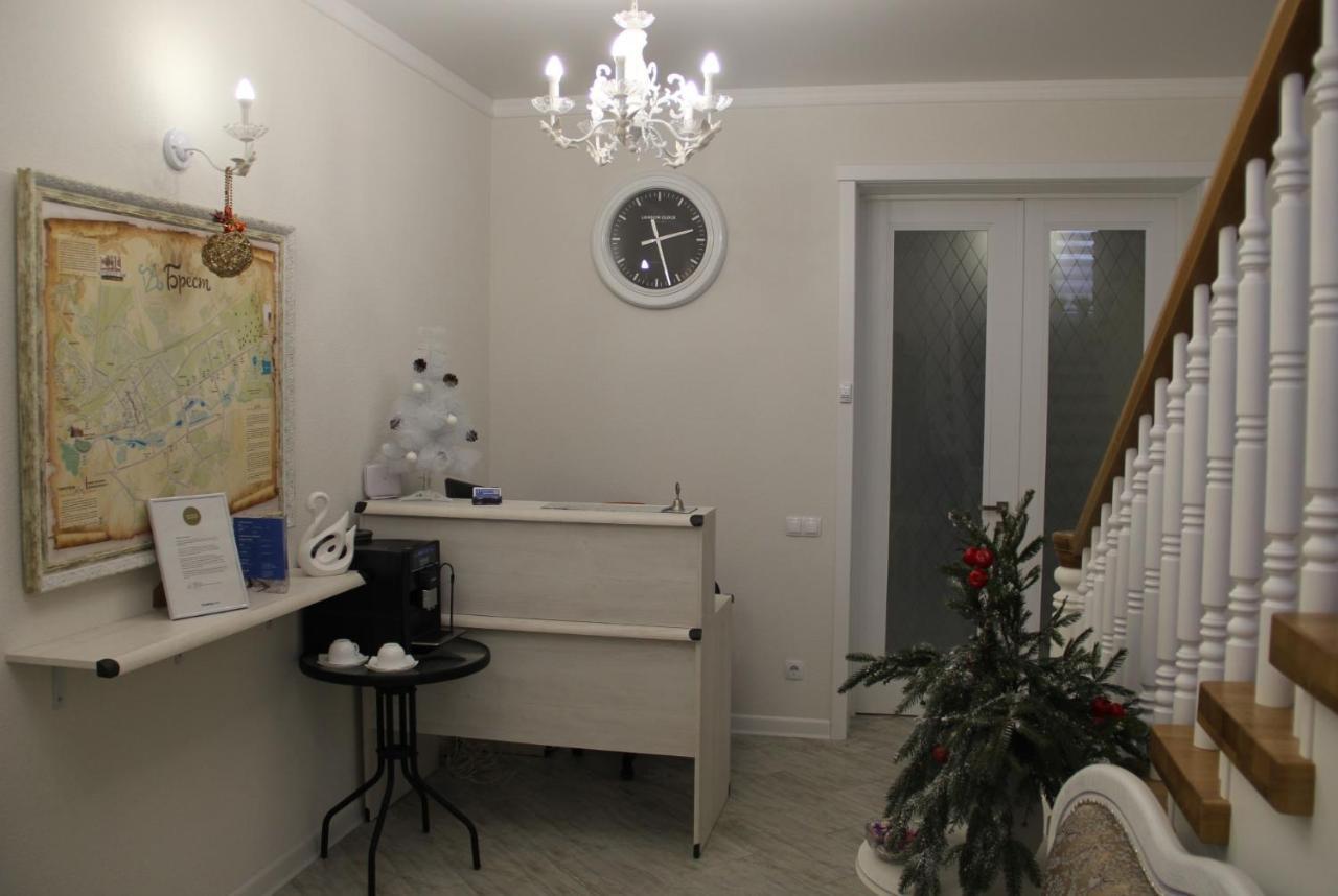 Lebediny Guest House Brest Ngoại thất bức ảnh
